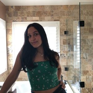 Meet your Posher, Nancy